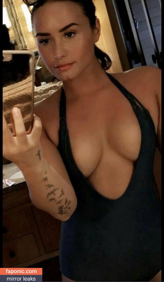 Demi Lovato, ddlovato, https:, tonia_williams Filtraciones de Desnudos OnlyFans Foto #10