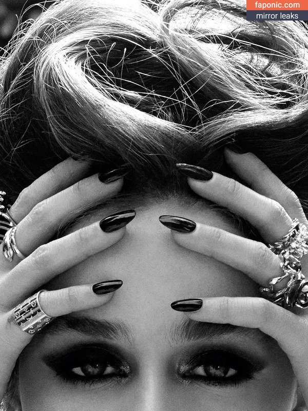 Emilia Clarke, clarkeyxo, emilia_clarke, emiliaclarke, emiliaclarkecentral, https: Filtraciones de Desnudos OnlyFans Foto #312
