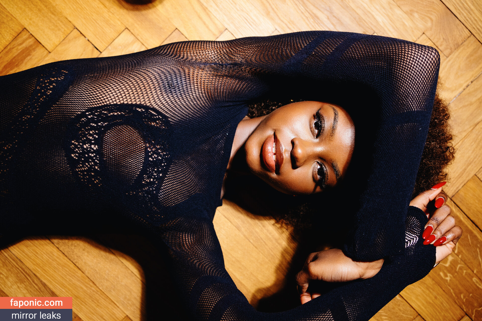 Feyisayo Otubusen, itsjustfeyi_, lifeofsasha21 Filtraciones de Desnudos OnlyFans Foto #11