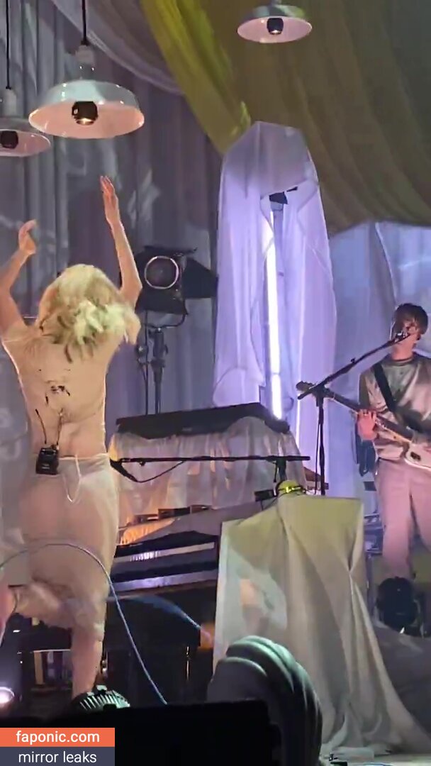 Hayley Williams, meepyfreepy, yelyahwilliams Filtraciones de Desnudos OnlyFans Foto #672