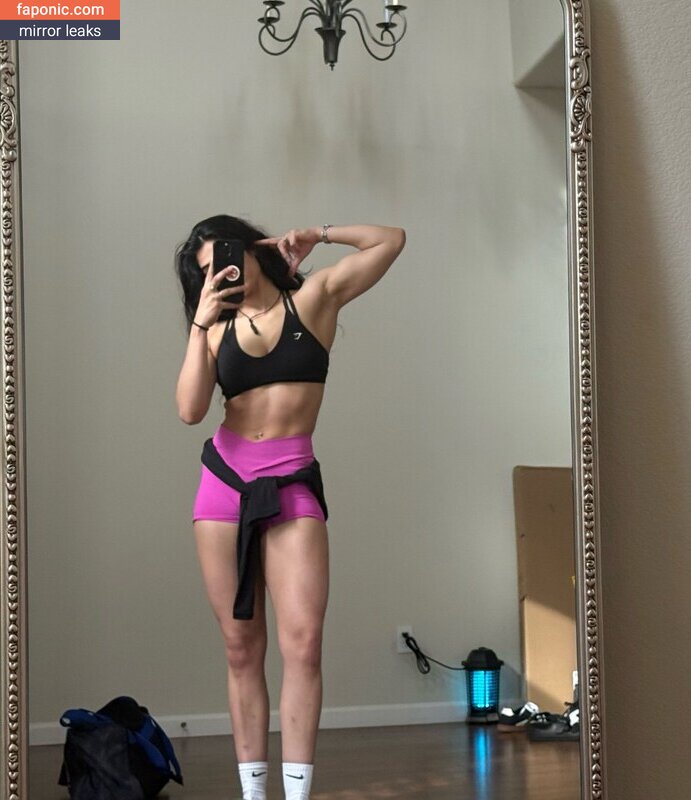 Naila Iqbal, NylaWHO, NylaWHO1, alienalianz Filtraciones de Desnudos  Foto #16