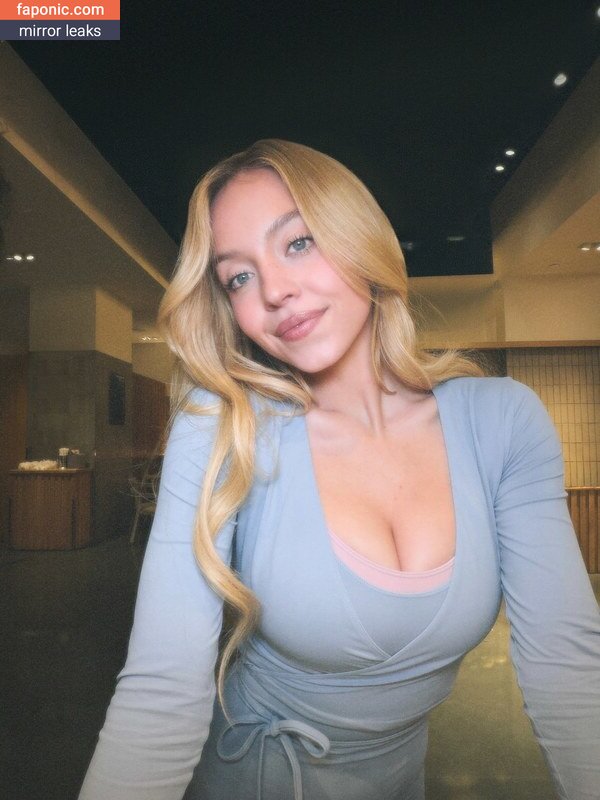 Sydney Sweeney, gal_gadot, https:, sydney_sweeney Filtraciones de Desnudos OnlyFans Foto #178