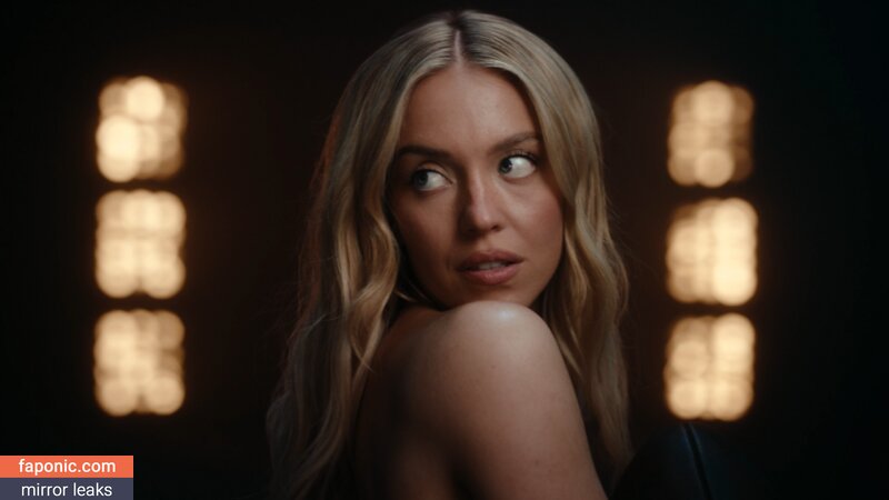 Sydney Sweeney, gal_gadot, https:, sydney_sweeney Filtraciones de Desnudos OnlyFans Foto #422