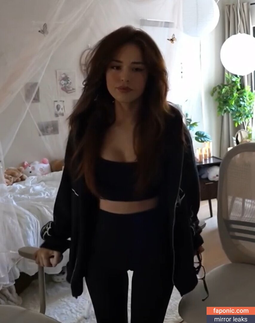 Valkyrae, https: Filtraciones de Desnudos OnlyFans Foto #2294