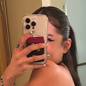 Mia Amador