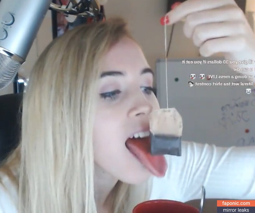 EmilyCC, emilycczz, emjayplays Filtraciones de Desnudos OnlyFans Foto #8