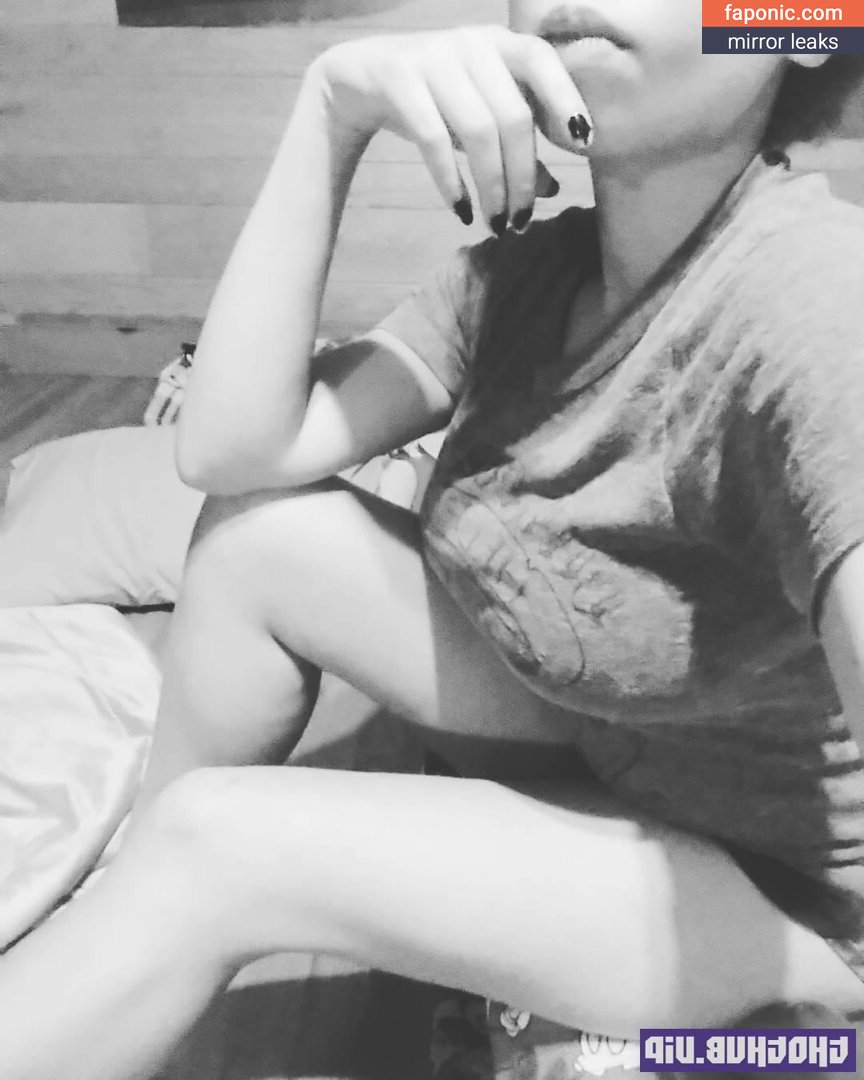Mikaela Spielberg, Palace_Freak, sugarsencha, vandal_princess Filtraciones de Desnudos OnlyFans Foto #59