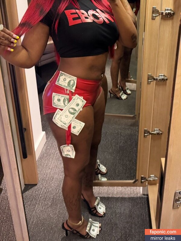 Sexxy Red, sexyred_mc, sexyyred Filtraciones de Desnudos OnlyFans Foto #63