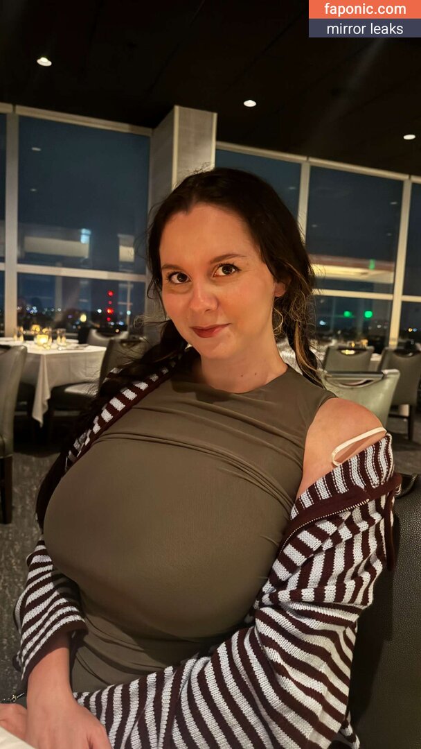 Yellz0, Yellz1, bigtittygothegg, yellz Filtraciones de Desnudos OnlyFans/Patreon Foto #337