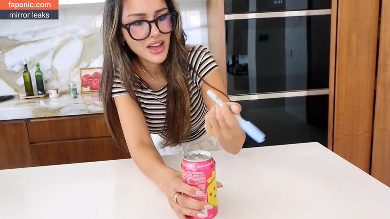 SSSniperWolf Filtraciones de Desnudos OnlyFans Foto #57