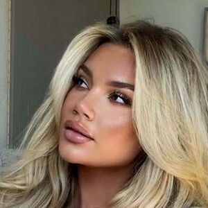 Alexa Collins