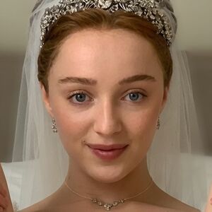 Phoebe Dynevor