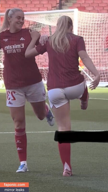 Smilla Holmberg
